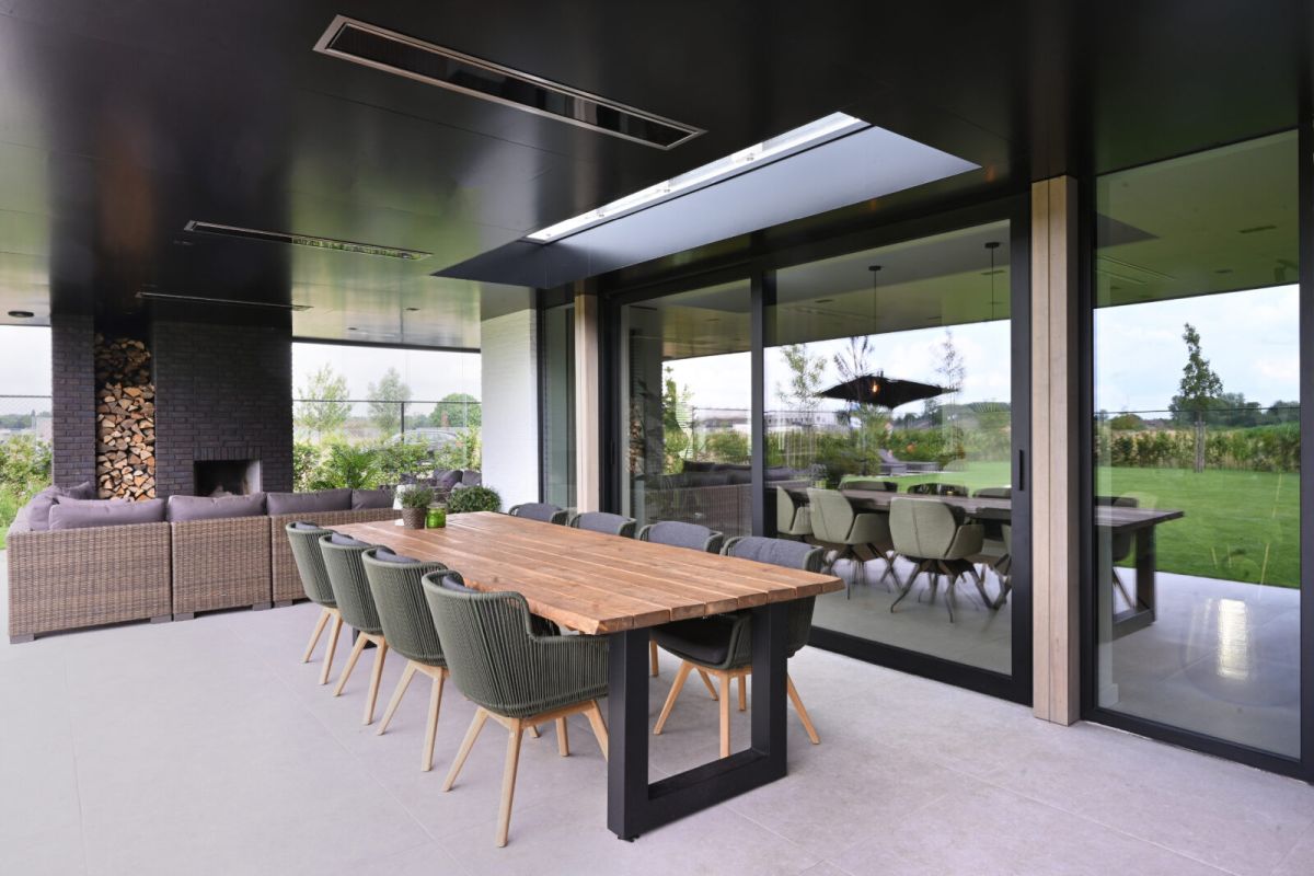 Bromic Platinum recessed patio heaters at stylish black-coloured terrace