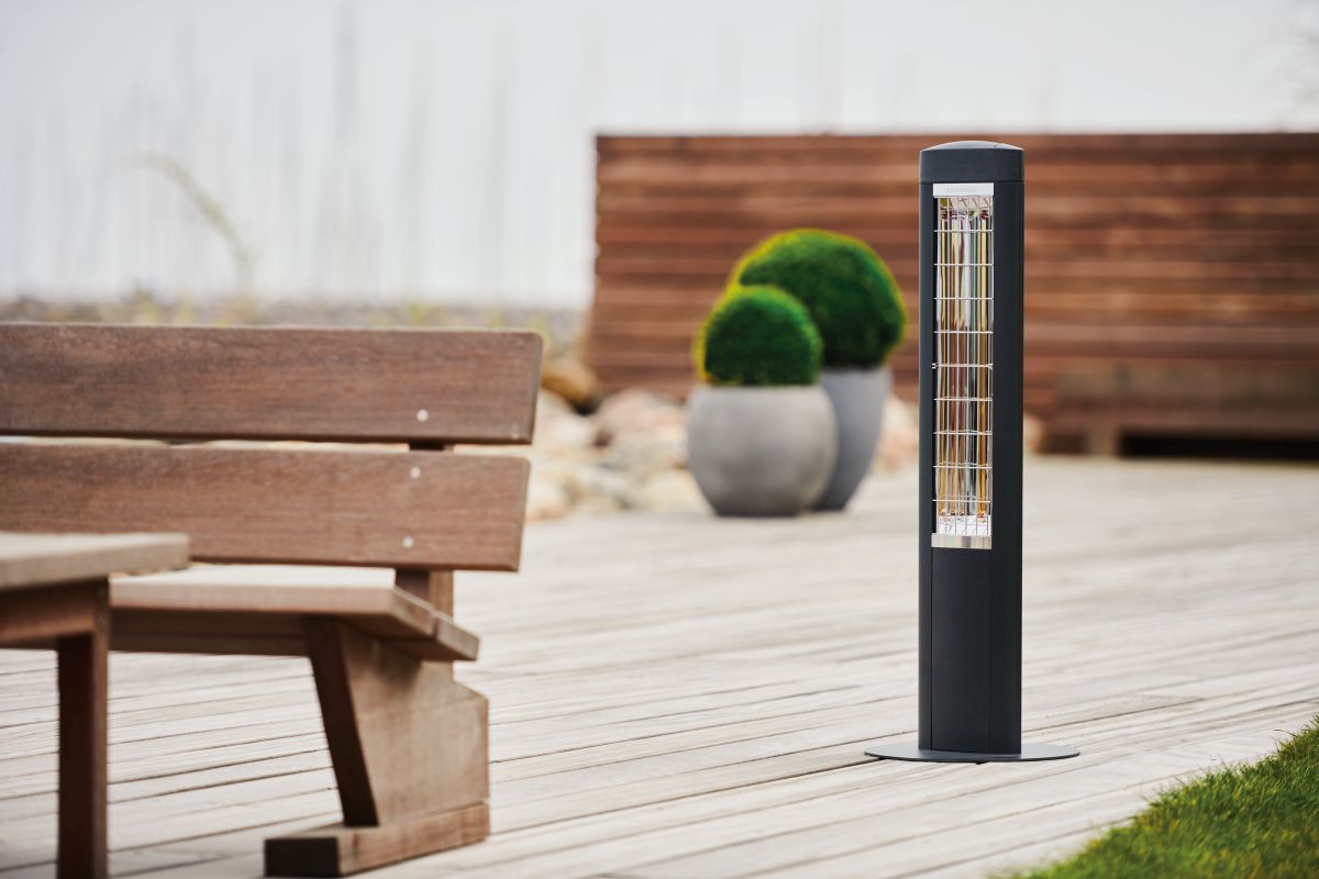 Terassilämmitin Solamagic FREE+ 1400 laiturilla
