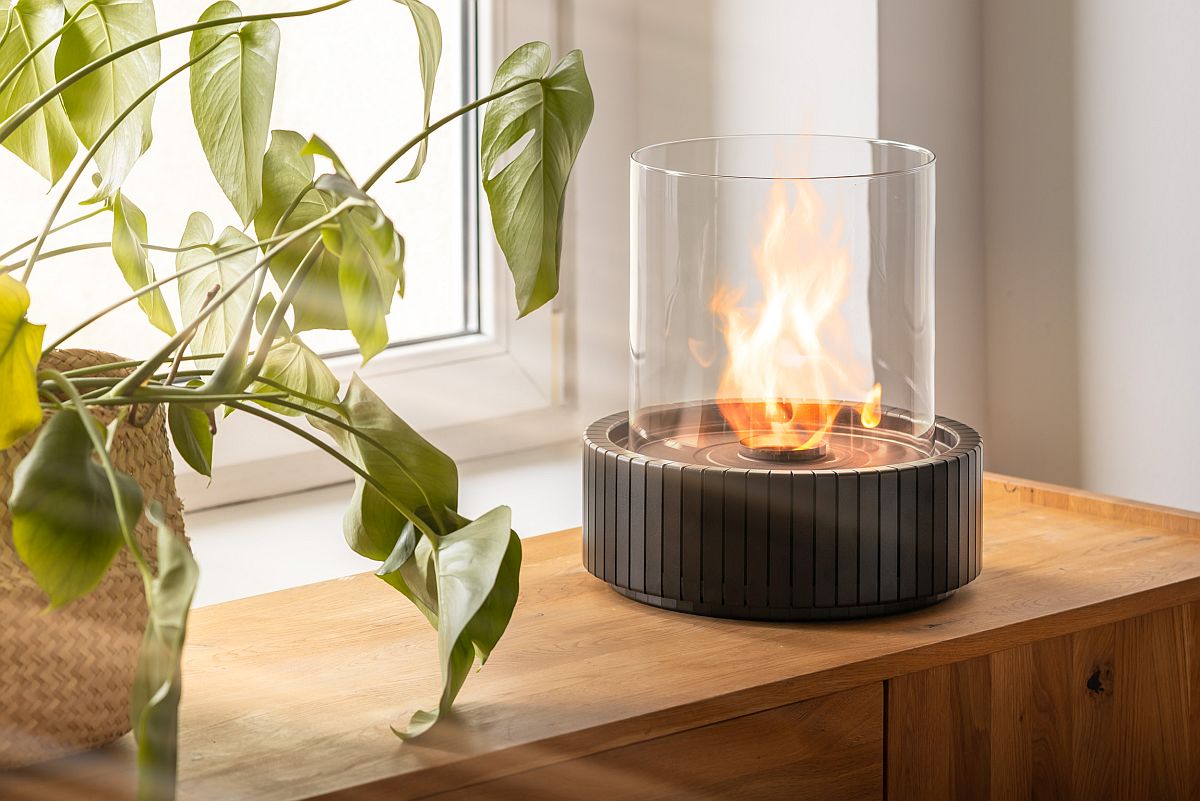 Biotuli Planika Lotus lähikuvassa.