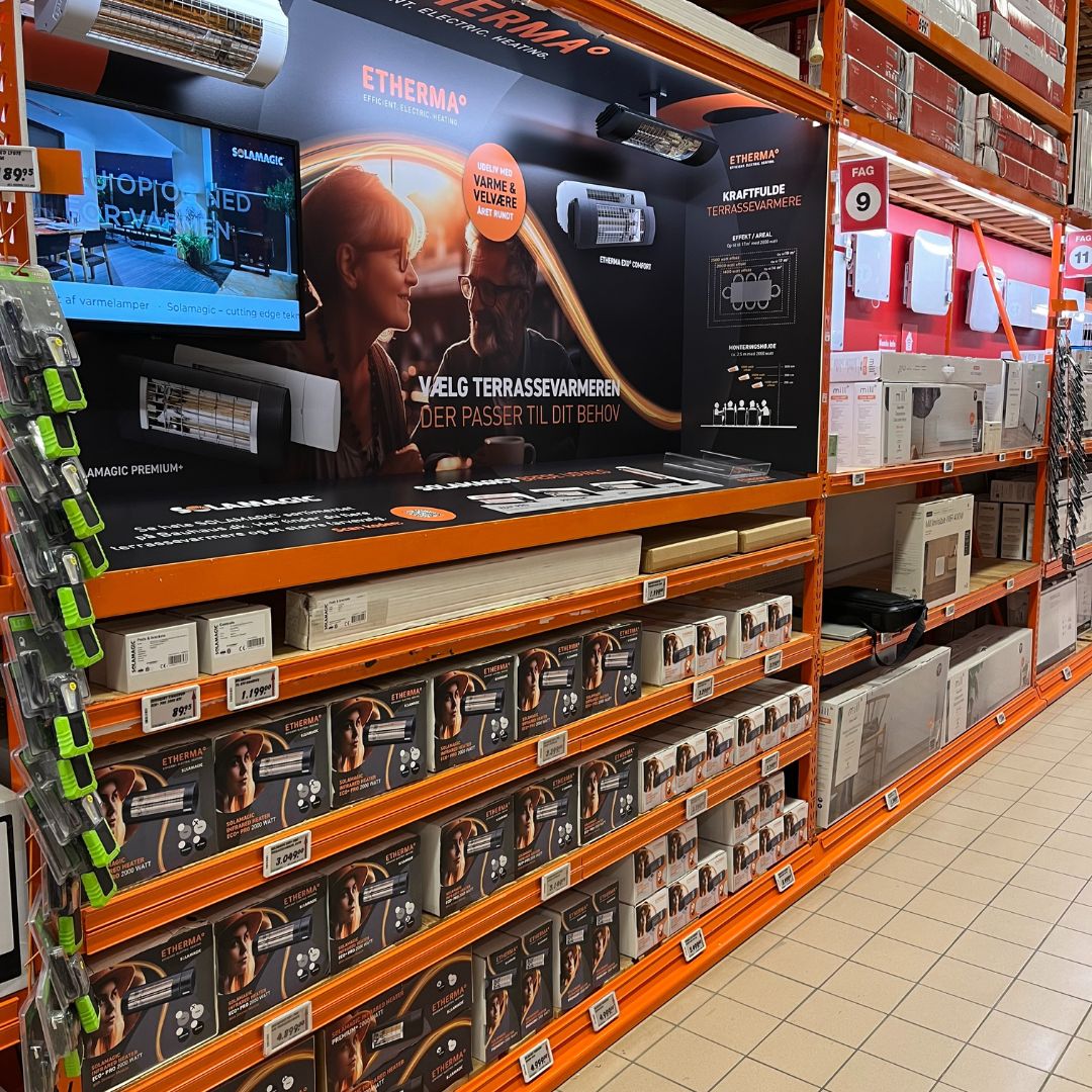 Solamagic ja Etherma tuotteet myymäläesillepanossa.